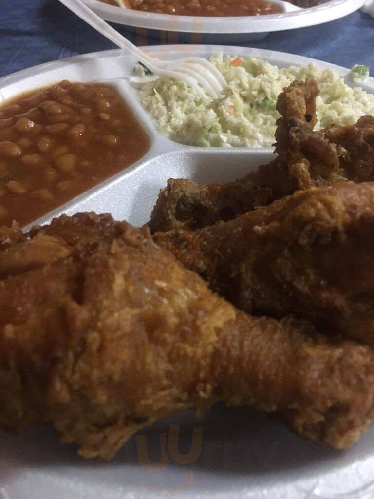 Gus's World Famous Fried Chicken