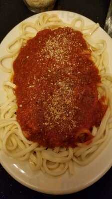 Di Paolo's Red Lion Inn