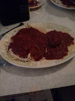 Di Paolo's Red Lion Inn