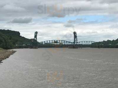 Illinois Riverdock Restaurant