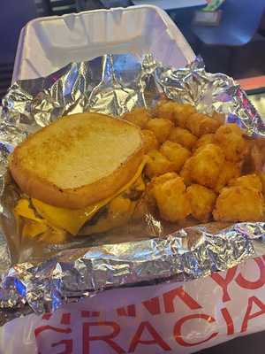 Chubby's Bar And Grill