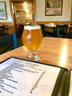 Main Street Pub