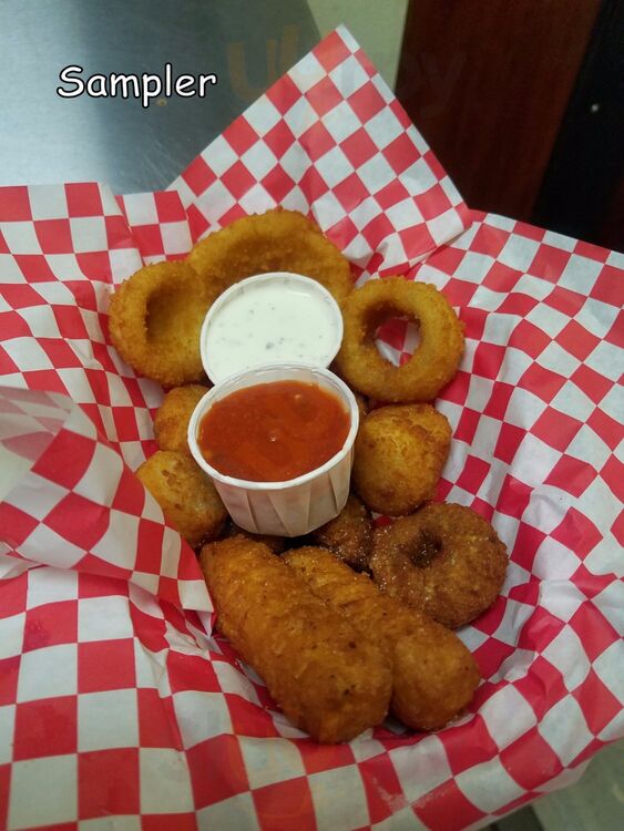 Ducky's Pub And Grill