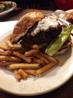 Fosters Tavern Of Hinckley