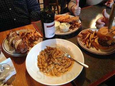 Fosters Tavern Of Hinckley