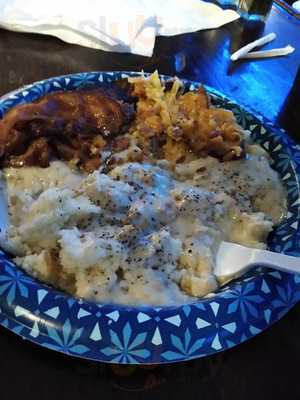 Pike Street Bar & Grill