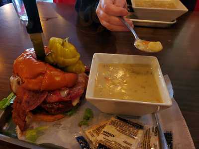 Triple R Grill & Bar