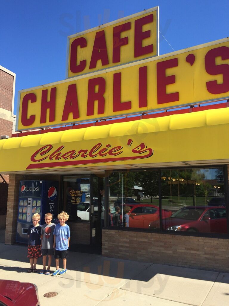 Charlie's Cafe