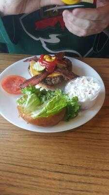 Little Oscar's Restaurant