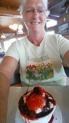 Little Oscar's Restaurant