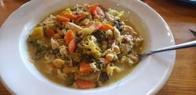 Chester Common Table