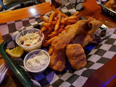 Scenic Pines Restaurant And Bar