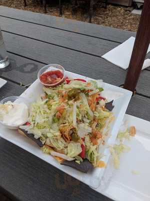 Boulevard Bar And Grill