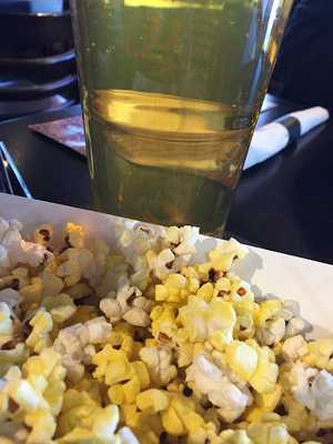 Boulevard Bar And Grill