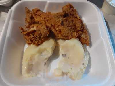 The Green Lantern Steakhouse And Lounge