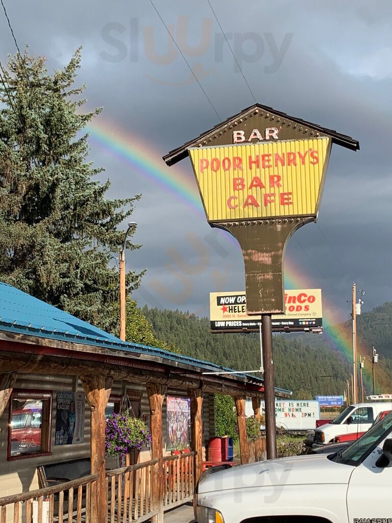 Poor Henry's Bar