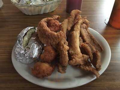 Catfish Hut