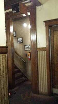 Bone Heads Bar-b-que