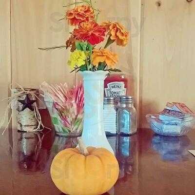 Quabbin Woods Restaurant