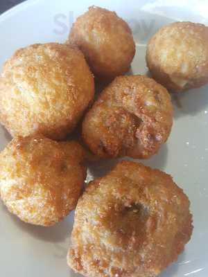 Little Town & Country Restaurant