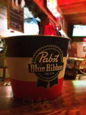 The Mug & Jz's Pizzaria