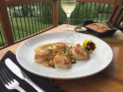 Lightburn's Restaurant At The Stonewall Resort