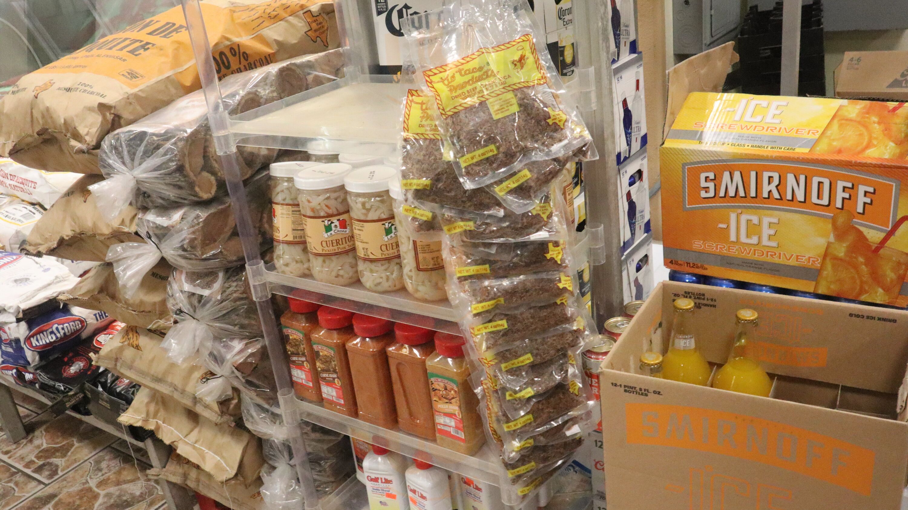 La Esquinita Mexican Restaurant & Meat Market