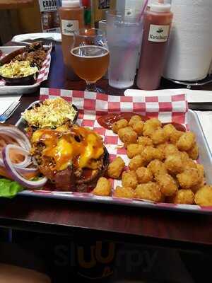 Smokey's Pub N' Grill