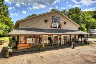 Knock On Wood Country Mercantile & Cafe