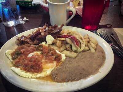 Yole's La Familia Taqueria