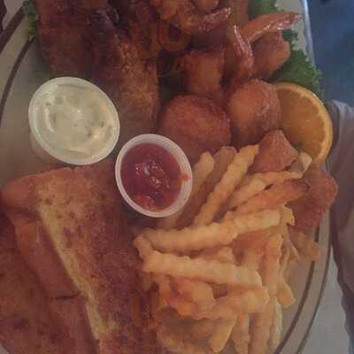 Point Of Rocks Restaurant