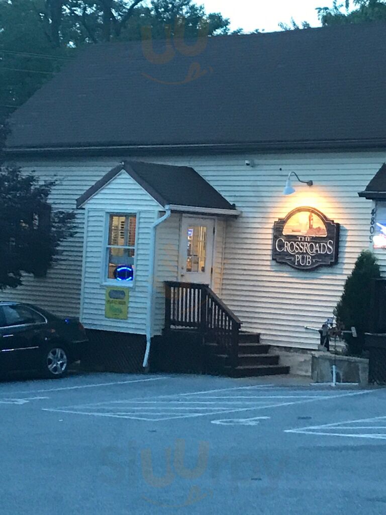 Crossroads Pub