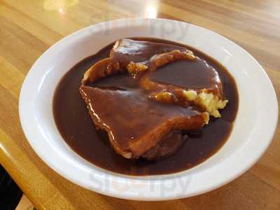 Railside Bar And Grill