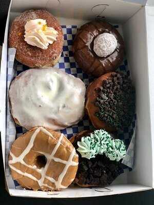 Dg Doughnuts