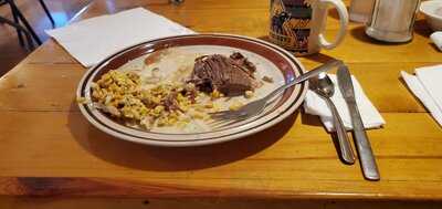 3 Sisters Restaurant