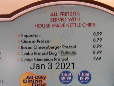 Mama’s Pretzel Kitchen