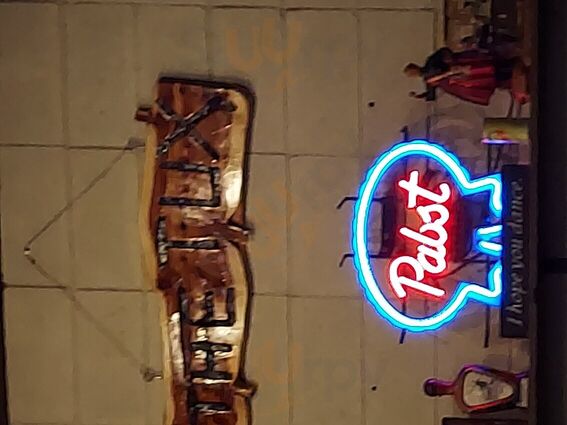 Tuxedo Bar And Grill