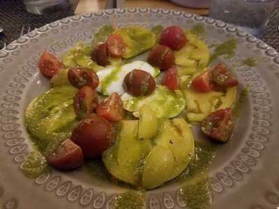 The Palisades Restaurant