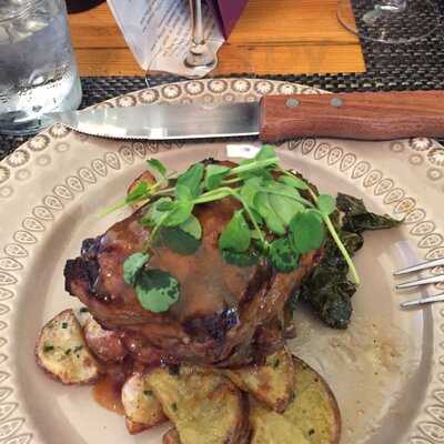 The Palisades Restaurant