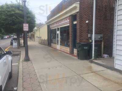 Chev & Rachel's Family Diner