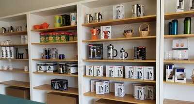 Moon's Coffee And Tea