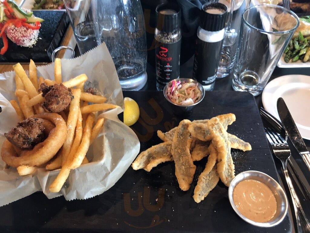 Redrock Grille
