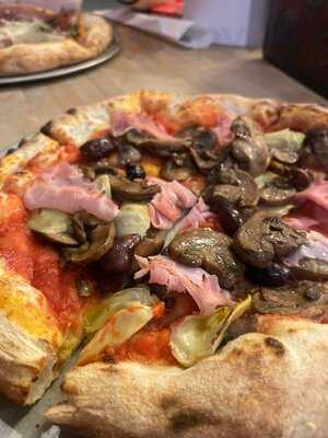 Pummarola At The Falls