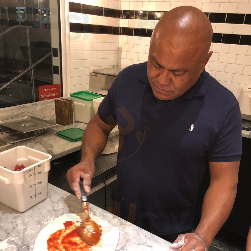 Pummarola At The Falls