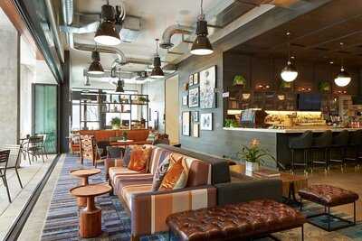 Vaux Bar And Restaurant