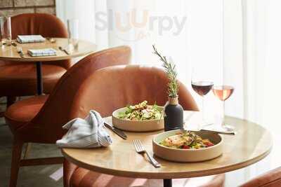 Vaux Bar And Restaurant