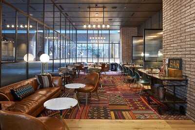 Vaux Bar And Restaurant