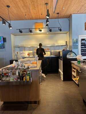 Wolf Tree Taproom Cafe