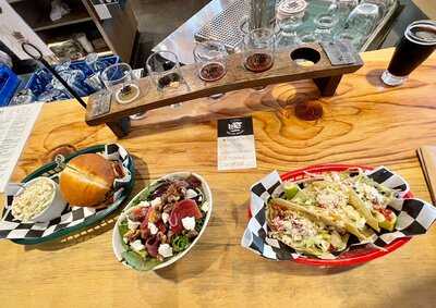 Wolf Tree Taproom Cafe