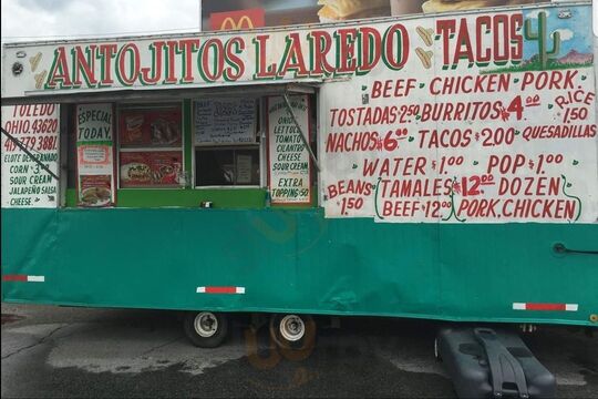 Antojitos Laredo Tacos